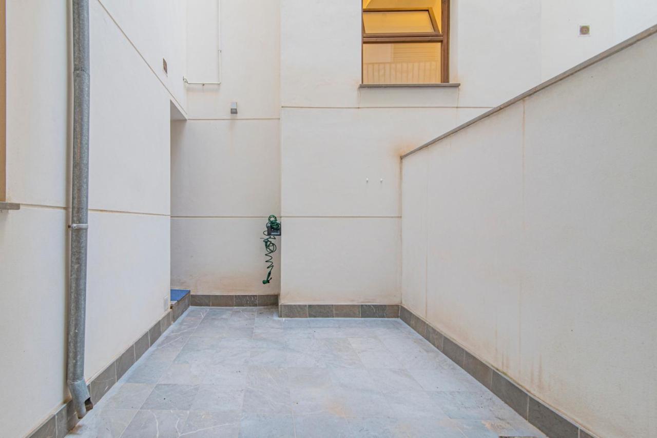 Qh Plaza De La Trinidad Apartment Granada Luaran gambar