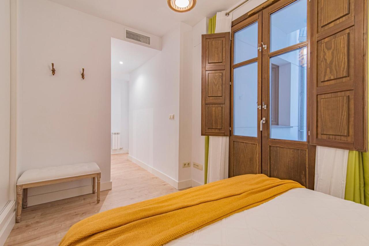 Qh Plaza De La Trinidad Apartment Granada Luaran gambar