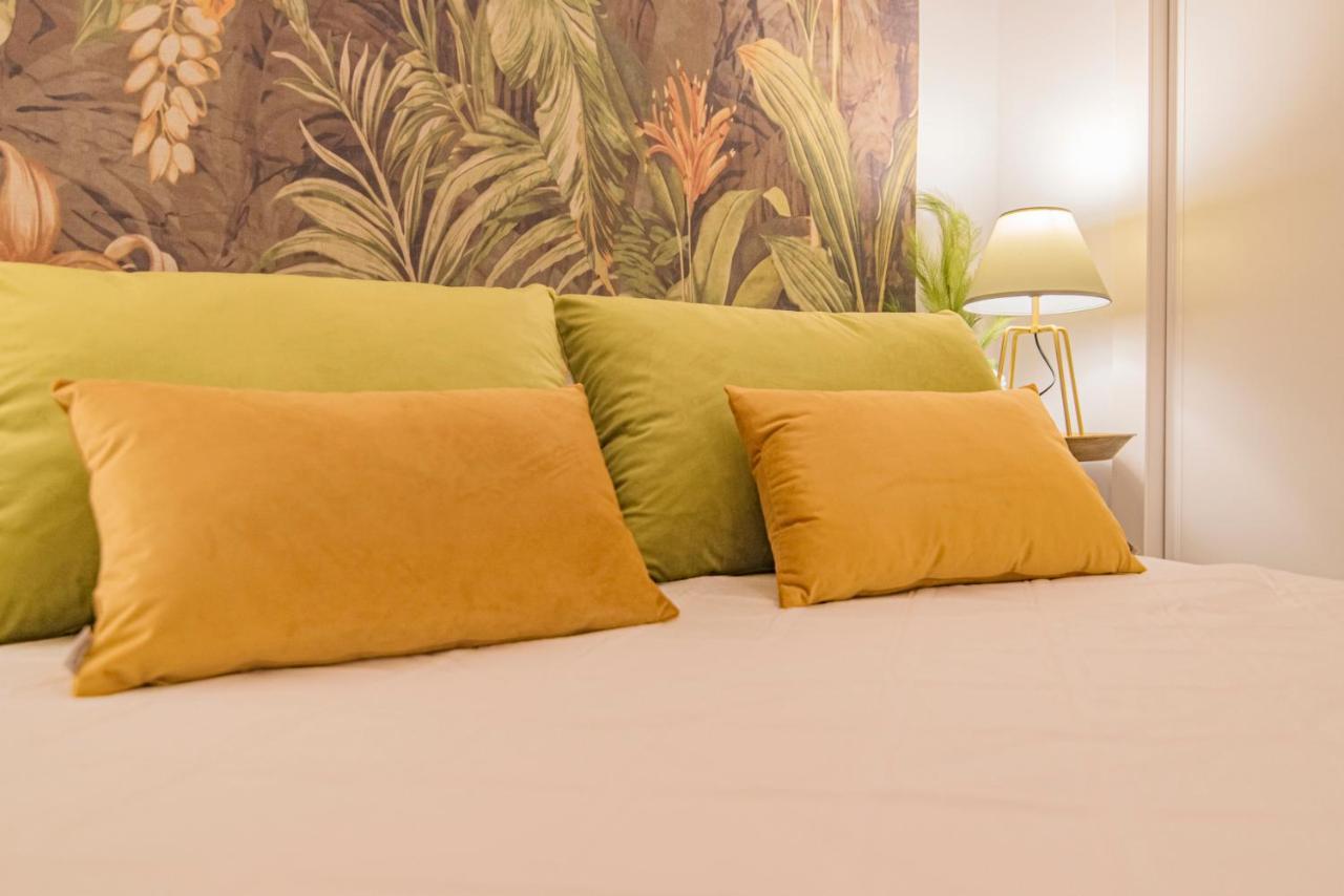 Qh Plaza De La Trinidad Apartment Granada Luaran gambar